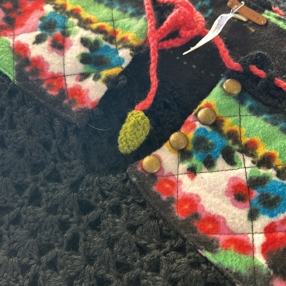 Free People quilted crochet floral sweater size small